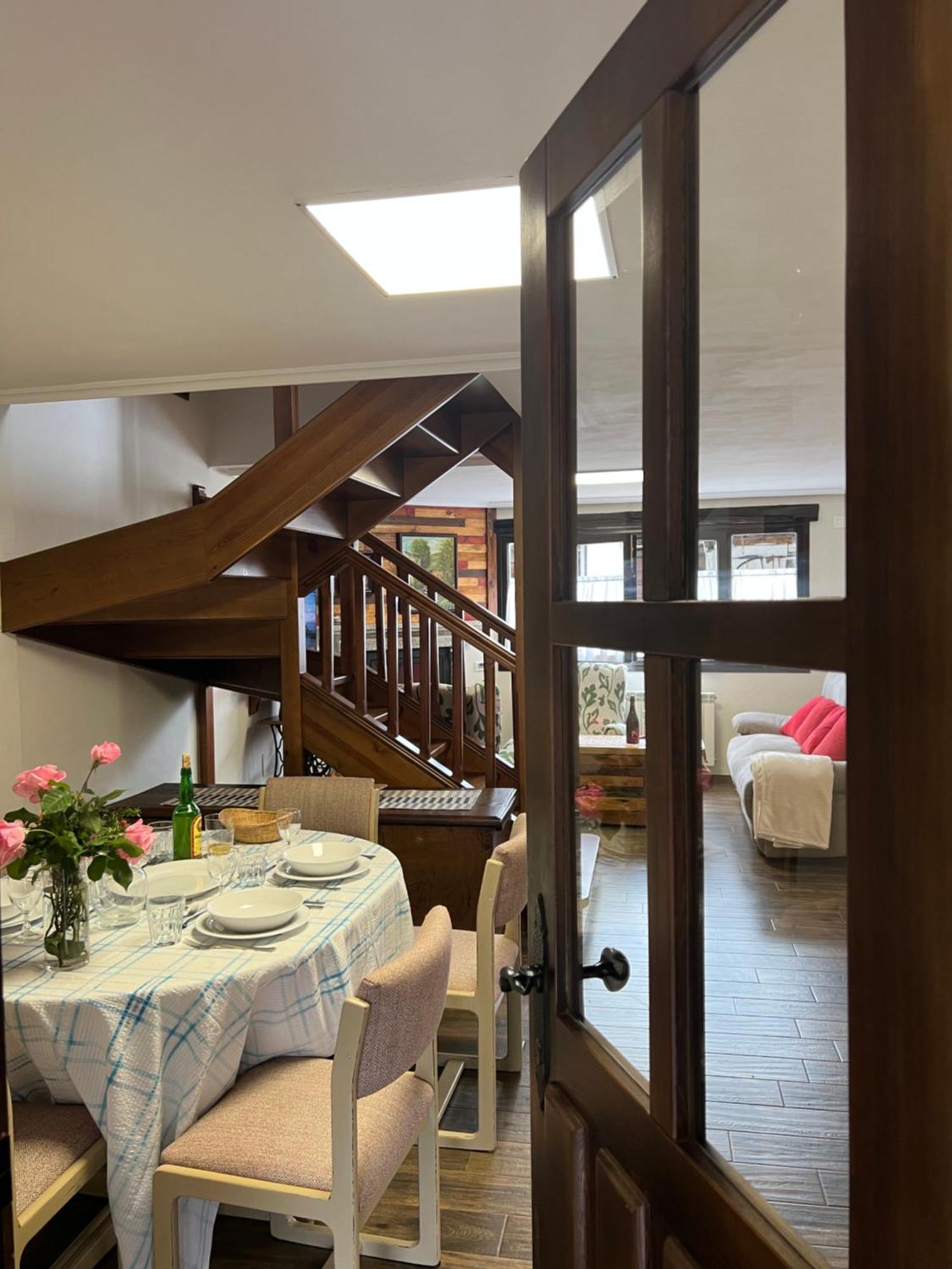 Casa Boni Y Florina Villa Nava Exteriör bild