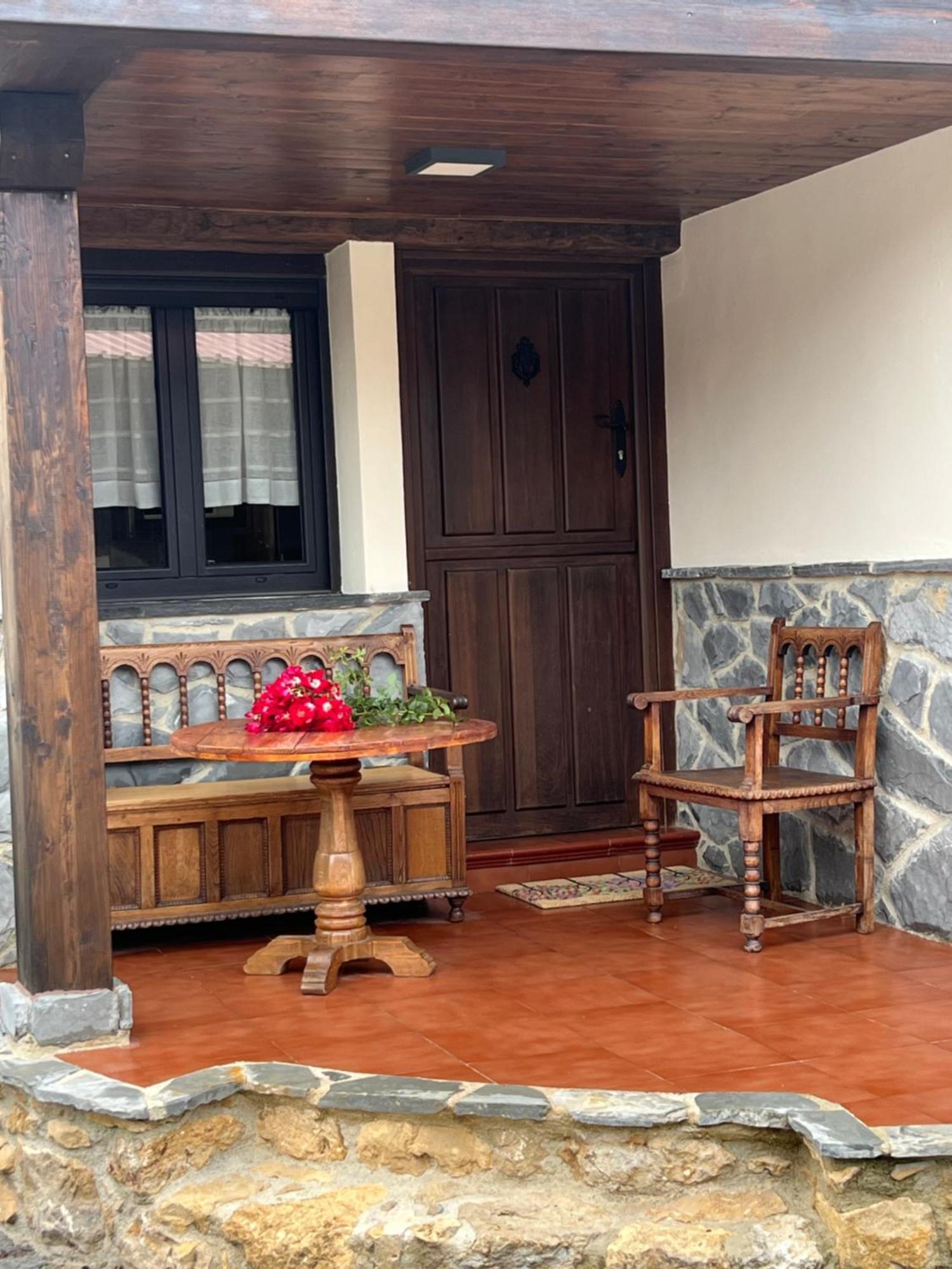 Casa Boni Y Florina Villa Nava Exteriör bild
